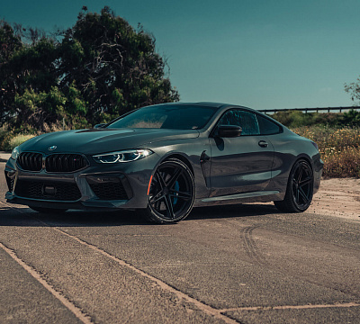 Фото дисков HRE P207 на BMW 8/M8