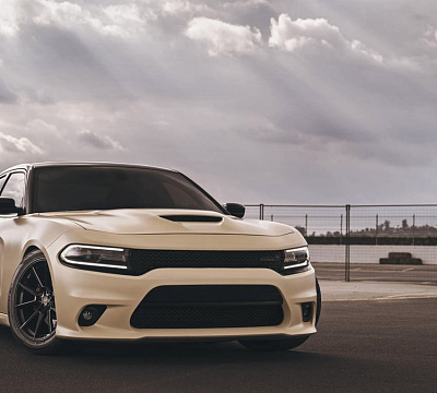 Фото дисков Savini SV-F4 на Dodge Charger VII