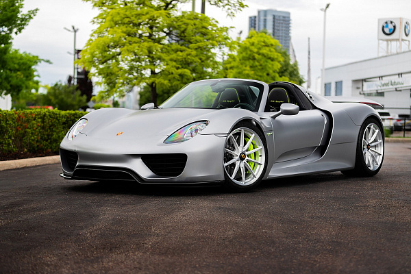 Фото дисков Brixton Forged R11-R Глянцевый лак на Porsche 918 Spyder