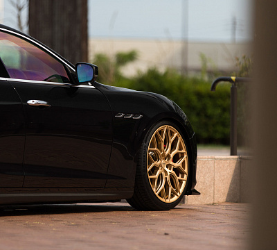 Фото дисков Vossen HF-2 на Maserati Ghibli