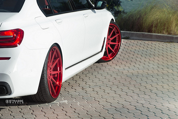 Фото дисков Strasse Wheels SV10T Deep Concave FS Другой цвет на BMW 7 (G11/G12)