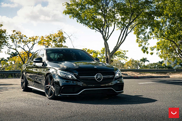 Фото дисков Vossen HF-1 Сатиновый графит на Mercedes-Benz C-Class (W205)