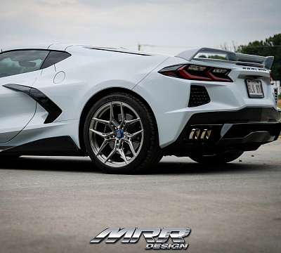 Фото дисков MRR NES SS-3 на Chevrolet Corvette C8