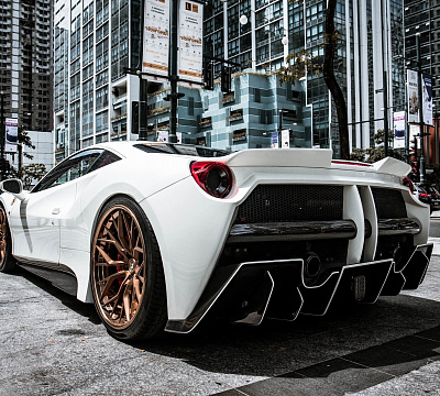 Фото дисков Brixton Forged PF10 на Ferrari 488