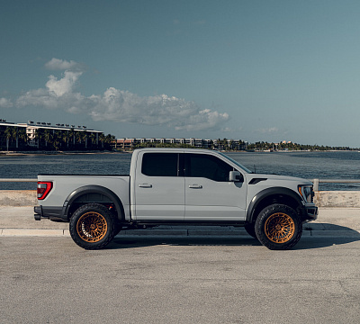 Фото дисков Vossen LCX-03 на GMC Sierra IV
