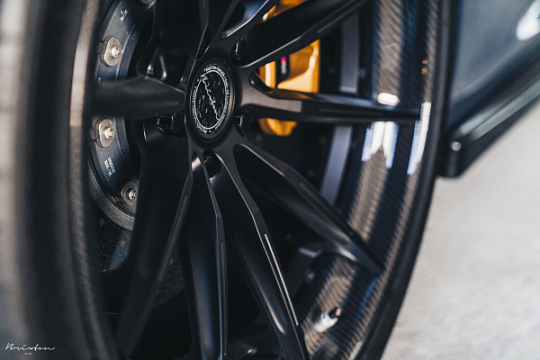 Фото дисков Brixton Forged R11-R Черный сатин на BMW 8/M8