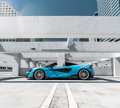 Фото дисков Anrky AN10 на McLaren 600
