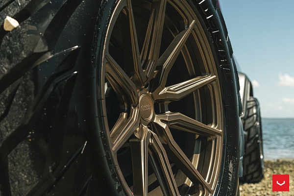 Фото дисков Vossen HF-3 Сатиновая бронза на Jeep Gladiator II (JT)