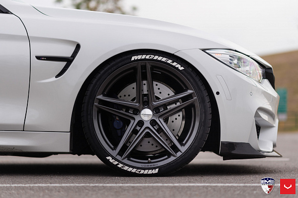 Фото дисков Vossen VFS-5 Глянцевый графит на BMW 4/M4 (F32/F82)