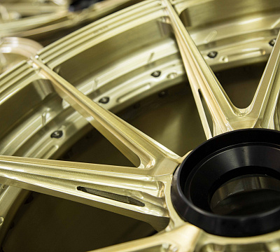 ADV.1 ADV5.2 M.V2 Advanced Series