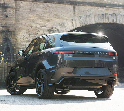 Фото дисков Kahn Type 52 RS на Range Rover Sport III