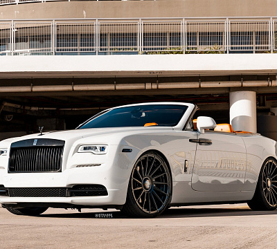 Фото дисков Strasse Wheels SV15T Deep Concave Duoblock RR на Rolls-Royce Ghost I