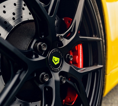Фото дисков Vossen S21-01 на Porsche Cayman II