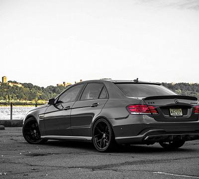 Фото дисков HRE R101 на Mercedes-Benz E-Class (W212, S212, C207)