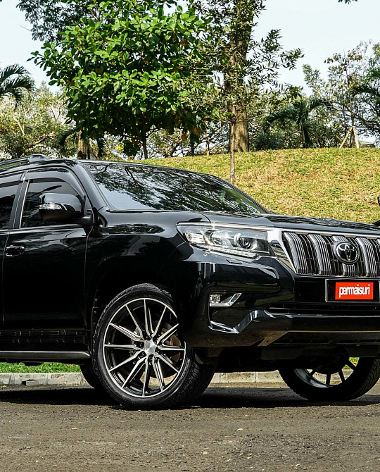 Фото дисков HF6-1 Алмазная проточка на Toyota Land Cruiser Prado 150