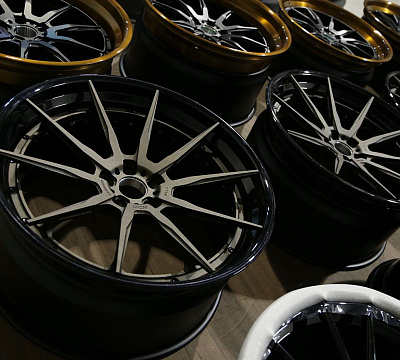 ADV.1 ADV10 Track Spec CS