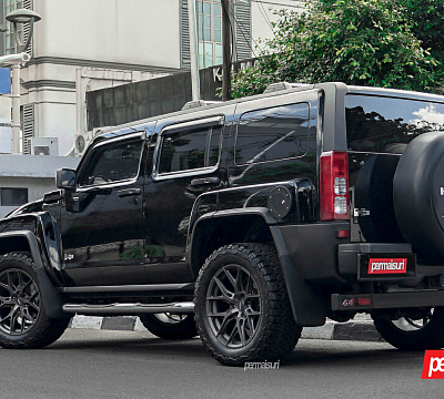 Фото дисков Vossen HF6-4 на Hummer H3