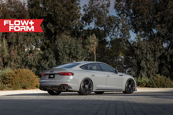Фото дисков HRE FF11 Черный сатин на Audi A/S/RS 5 (F5)