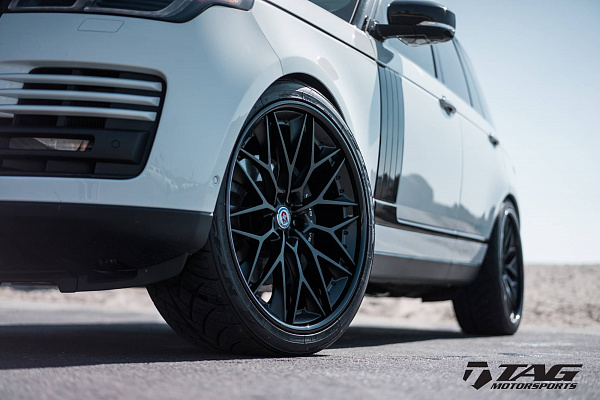 Фото дисков HRE S200 Черный глянец на Range Rover IV