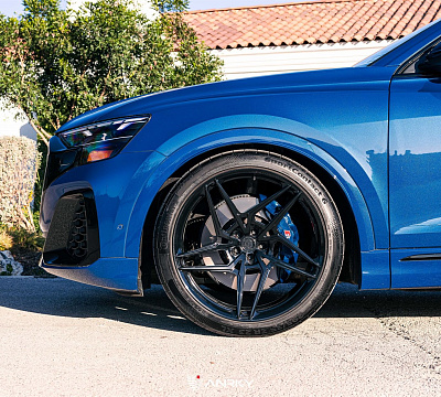 Фото дисков Anrky S1-X3 на Audi Q8