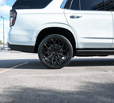 Фото дисков Vossen HF6-3 на Chevrolet Tahoe V