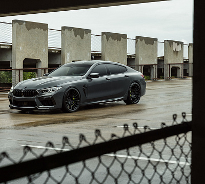 Фото дисков Vossen S17-04 на BMW 8/M8