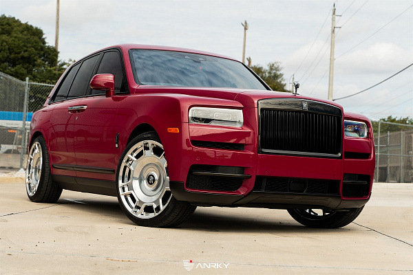 Фото дисков Anrky RF-177 Полированный лак на Rolls-Royce Cullinan