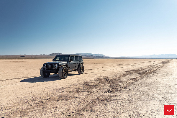 Фото дисков Vossen HF-5 Сатиновая бронза на Jeep Wrangler IV (JL)