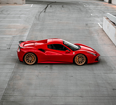 Фото дисков Brixton Forged CM6-R на Ferrari 488