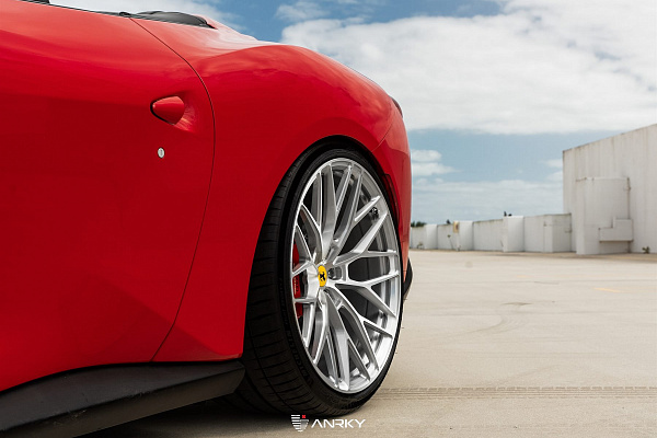 Фото дисков Anrky AN10 Глянцевый лак на Ferrari Portofino