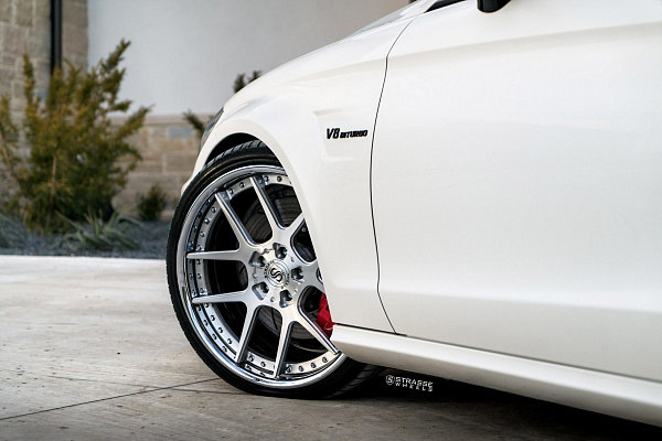 Фото дисков Strasse Wheels SM5 Deep Concave Глянцевый лак на Mercedes-Benz CLS (C218)