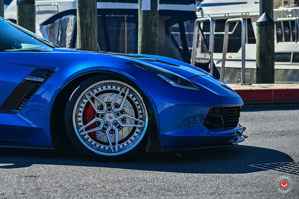 Фото дисков Vossen M-X1 (3-Piece) Глянцевый лак на Chevrolet Corvette C7