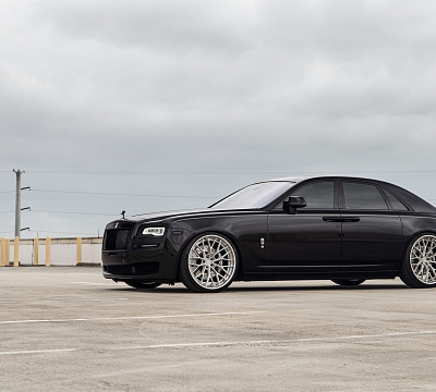 Фото дисков Anrky AN30 на Rolls-Royce Ghost I