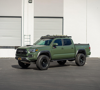 Фото дисков HRE FT1 на Toyota Tacoma III