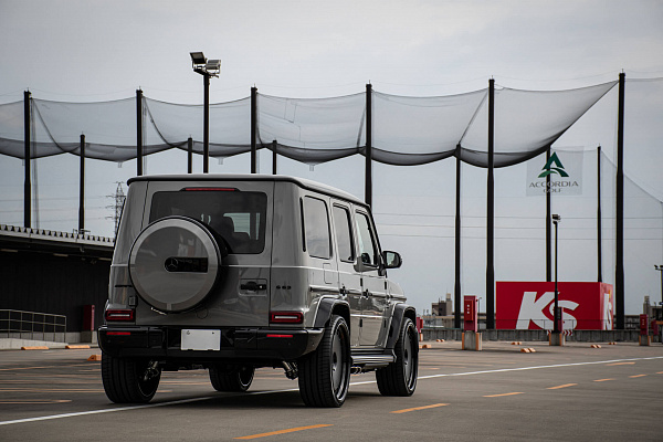 Фото дисков HRE 935 Черный сатин на Mercedes-Benz G-Class III