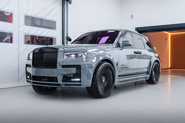 Фото дисков Brixton Forged LX17 Черный сатин на Rolls-Royce Cullinan