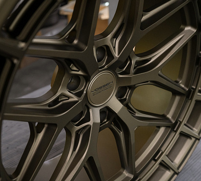 Vossen HFX-1 (6-Lug)