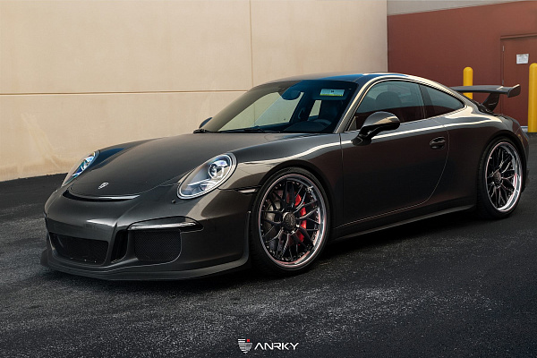 Фото дисков Anrky RS1 Черный глянец на Porsche 911 VII