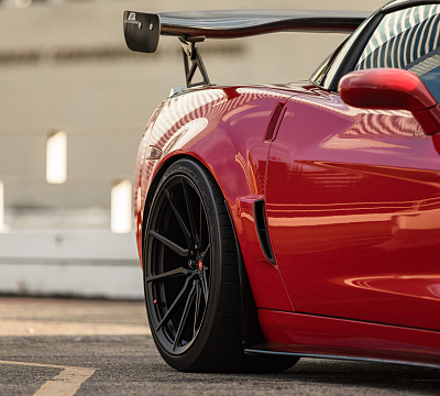 Фото дисков Vossen M-X2 на Chevrolet Corvette C6