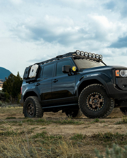 Фото дисков TROOPER Сатиновая темная бронза на Toyota Land Cruiser Prado 250