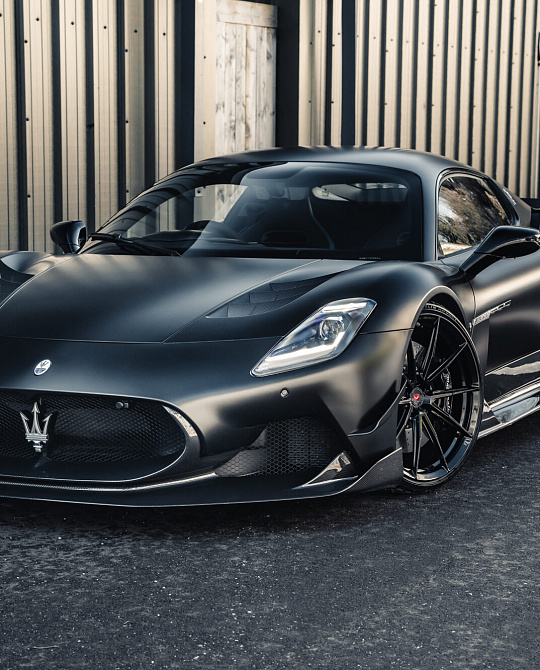 Фото дисков VPS-1 Черный глянец на Maserati MC20
