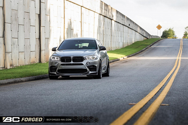 Фото дисков BC Forged LE72 // MLE72 Матовый графит на BMW X6/X6 M (F16/F86)
