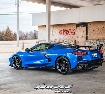 Фото дисков MRR F23 на Chevrolet Corvette C8
