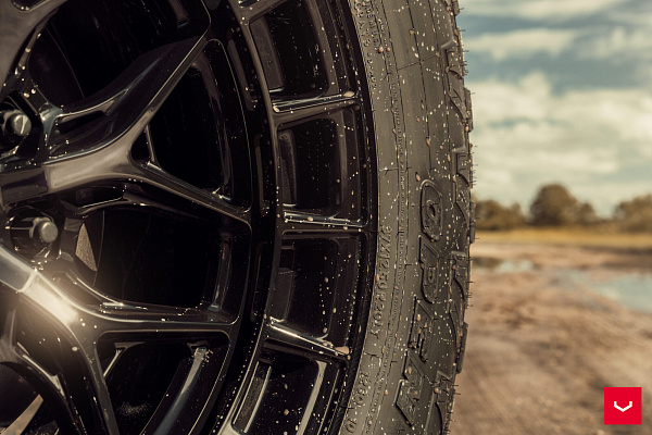 Фото дисков Vossen HFX-1 (6-Lug) Черный глянец на Ford F-150 XIV