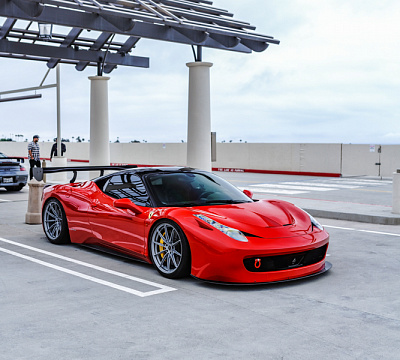 Фото дисков Brixton Forged R11-R на Ferrari 458