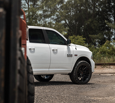 Фото дисков Vossen HF-7 на Ram 1500 IV