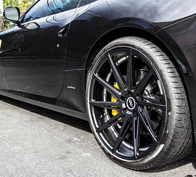 Фото дисков CEC C26 на Ferrari FF