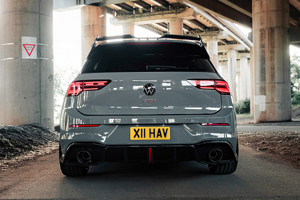 Фото дисков Vossen HF-5 Серебро на Volkswagen Golf VIII