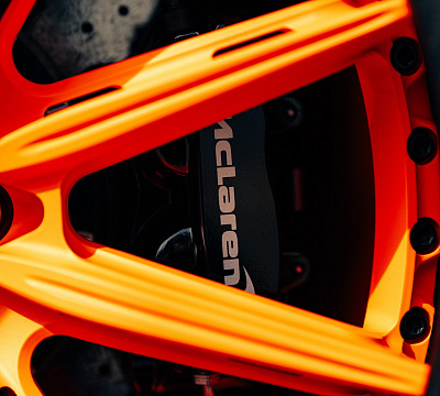 Фото дисков Brixton Forged FDE11 Aerotech на McLaren 600