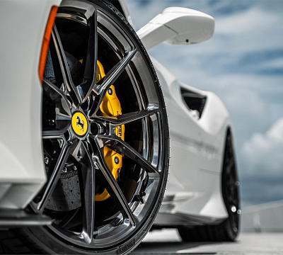 Фото дисков Anrky AN12 на Ferrari F8